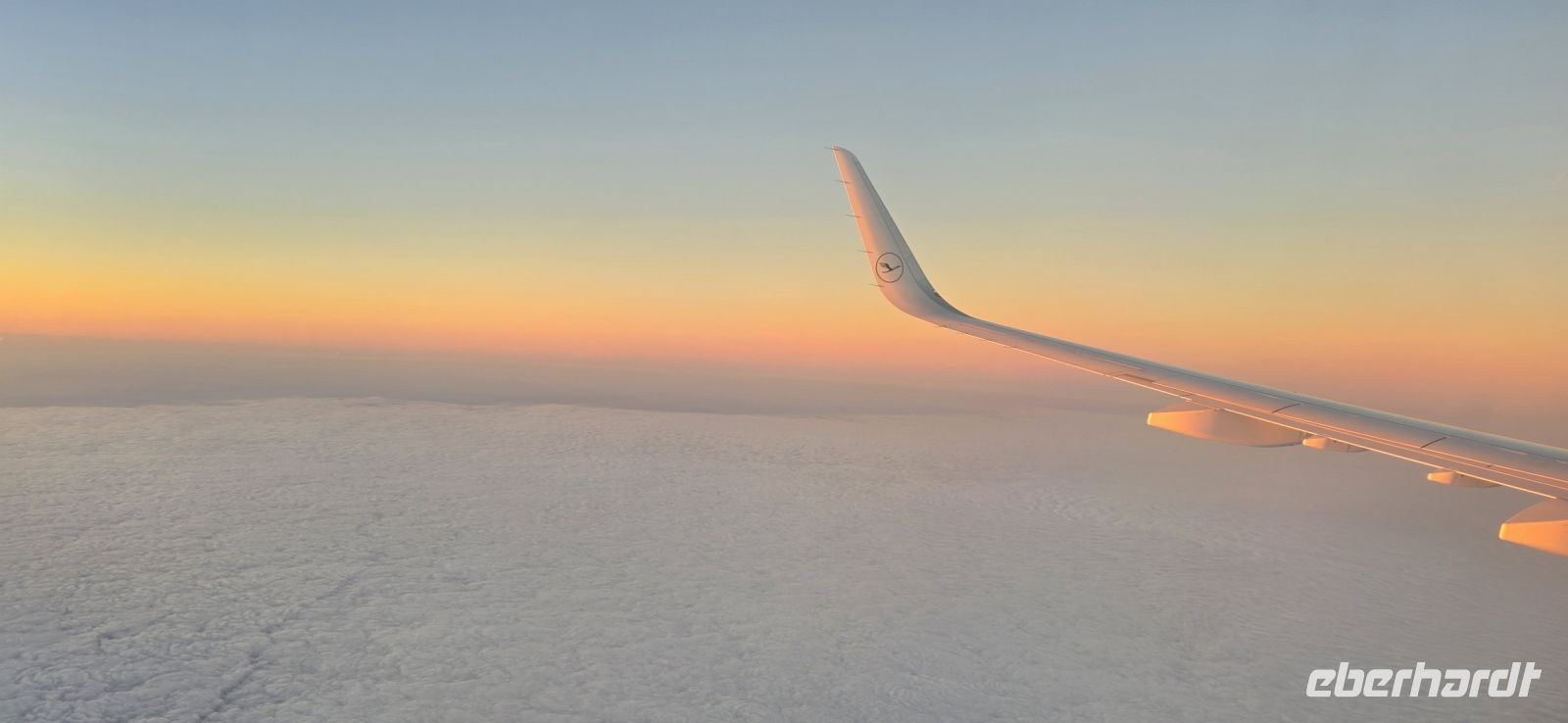 über den Wolken... &ndash; &copy; Marlies Thrum (Eberhardt TRAVEL)