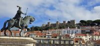 Blick zur Burg in Lissabon &ndash; &copy; Marlies Thrum (Eberhardt TRAVEL)