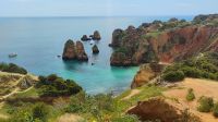 Küstenabschnitt bei Lagos, Algarve  &ndash; &copy; Monika Cortese (Eberhardt TRAVEL)