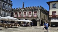 Guimaraes - Die Wiege Portugals ).jpg &ndash; &copy; Steffi Lambrecht (Eberhardt TRAVEL)