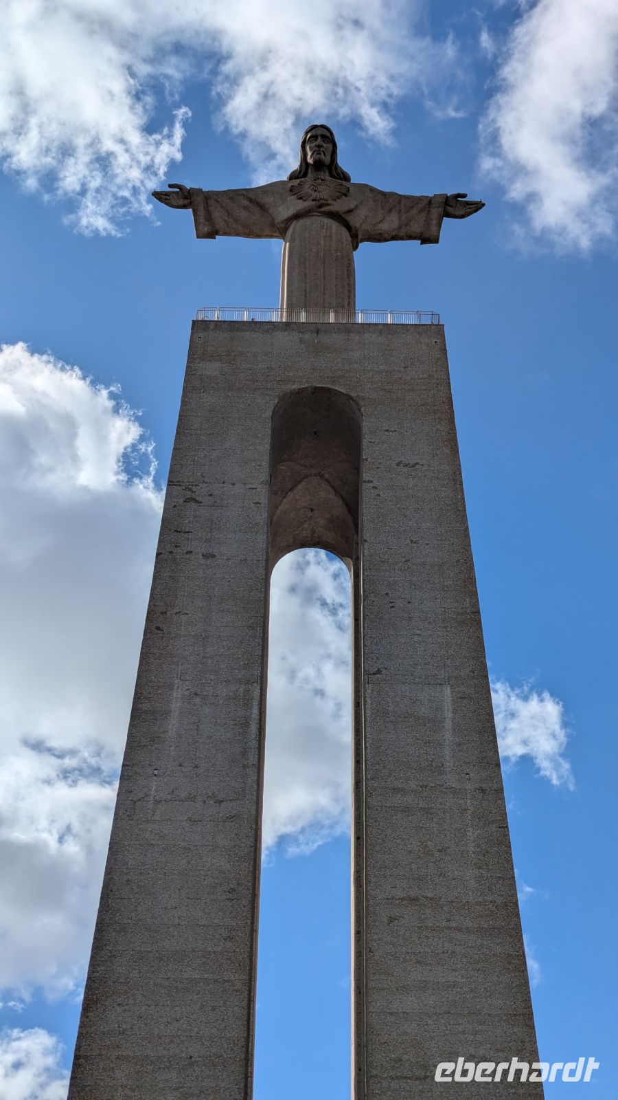 Cristo-Rei-Statue - Lissabon &ndash; &copy; Geena Dutschmann (Eberhardt TRAVEL)