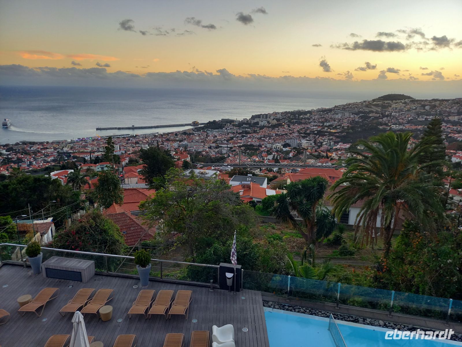 Blick auf Funchal.jpg &ndash; &copy; Franciska Bauer (Eberhardt TRAVEL)