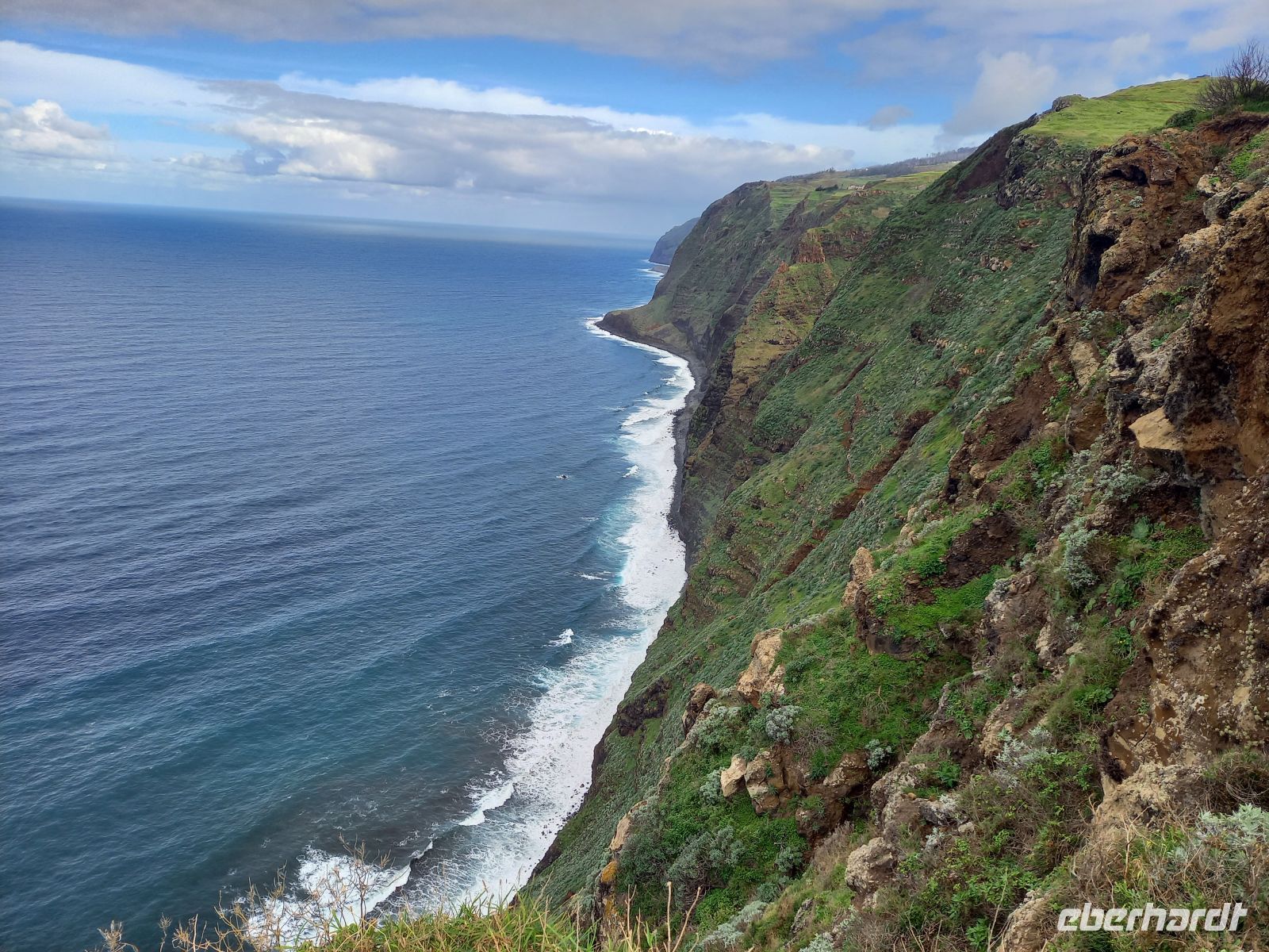 Steilküste Ponta do Pargo .jpg &ndash; &copy; Franciska Bauer (Eberhardt TRAVEL)