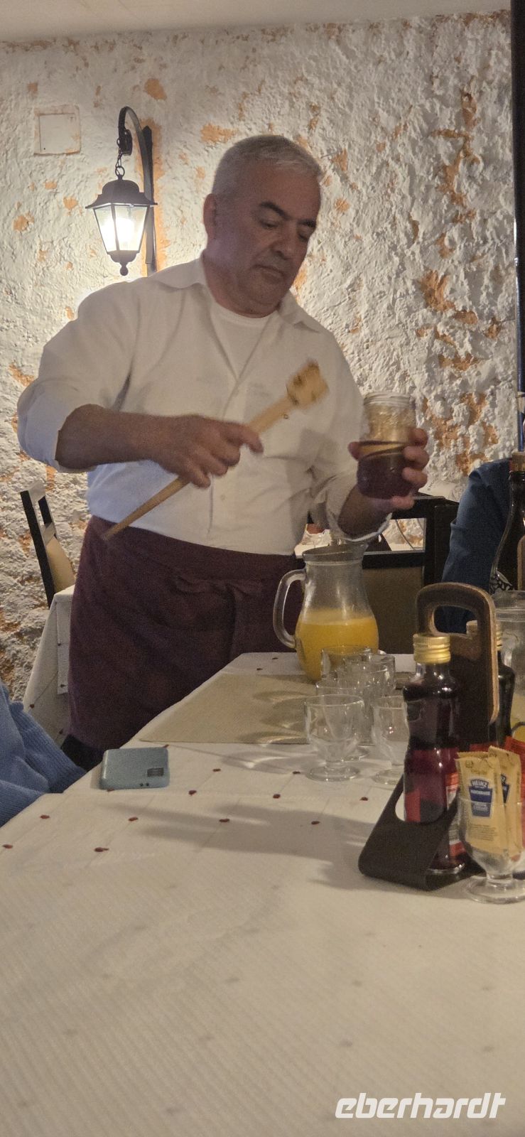 Madeira - Restaurant Habeas Coppus - Gastgeber Hermano  &ndash; &copy; Ronja Wagner (Eberhardt TRAVEL)