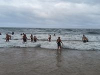 Anbaden im Atlantik &ndash; &copy; Heike Jack (Eberhardt TRAVEL)