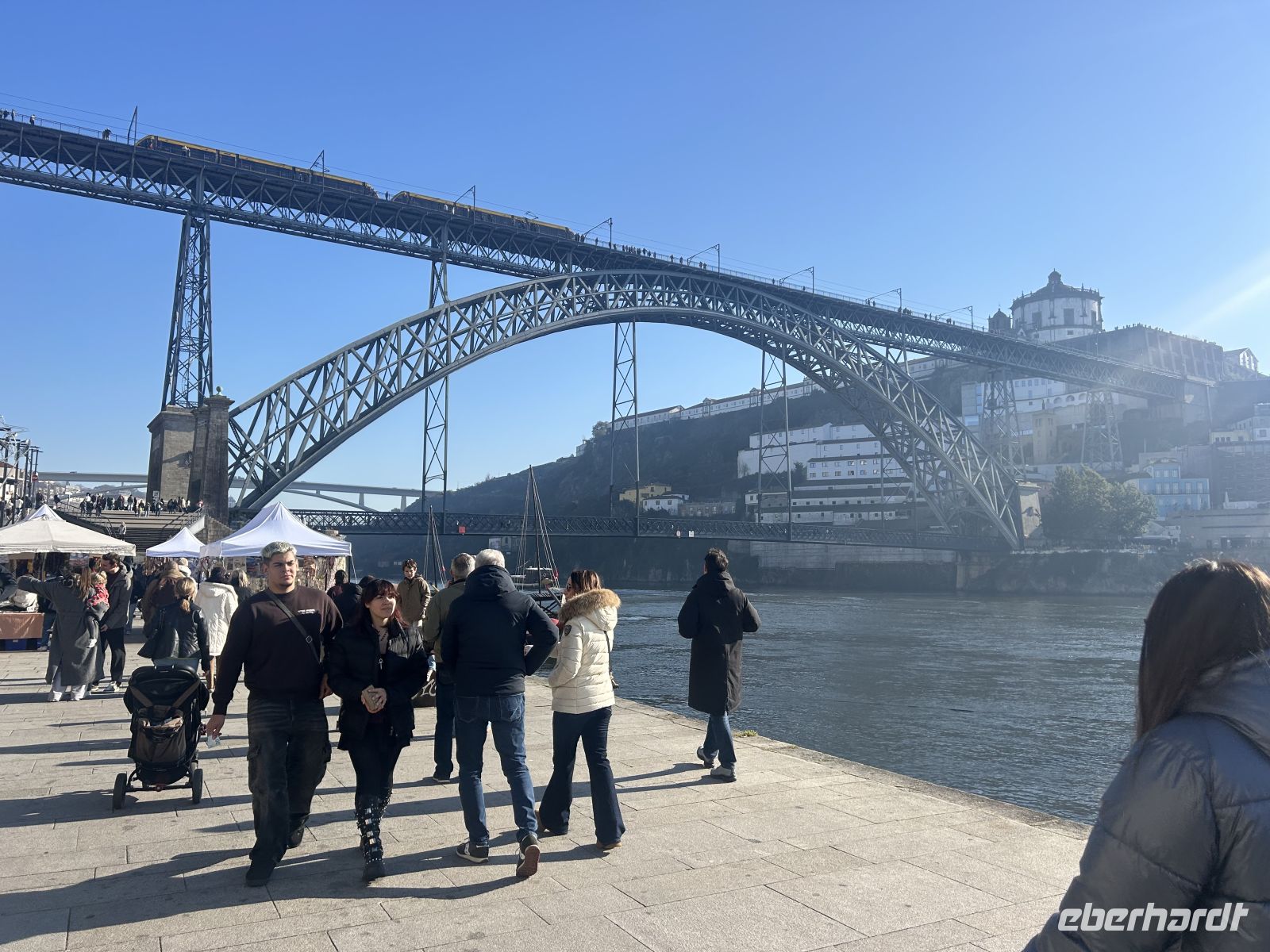 Man kann auf beiden Etagen der Ponte Luis laufen  &ndash; &copy; Carola Gastmeier (Eberhardt TRAVEL)
