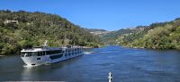 Schiffsbegegnung auf dem Douro &ndash; &copy; Ria Heilmann (Eberhardt TRAVEL)