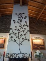 Der Speiseraum der Quinta ist am Kamin durch Schmiedekunst verziert &ndash; &copy; Ute Solf (Eberhardt TRAVEL)