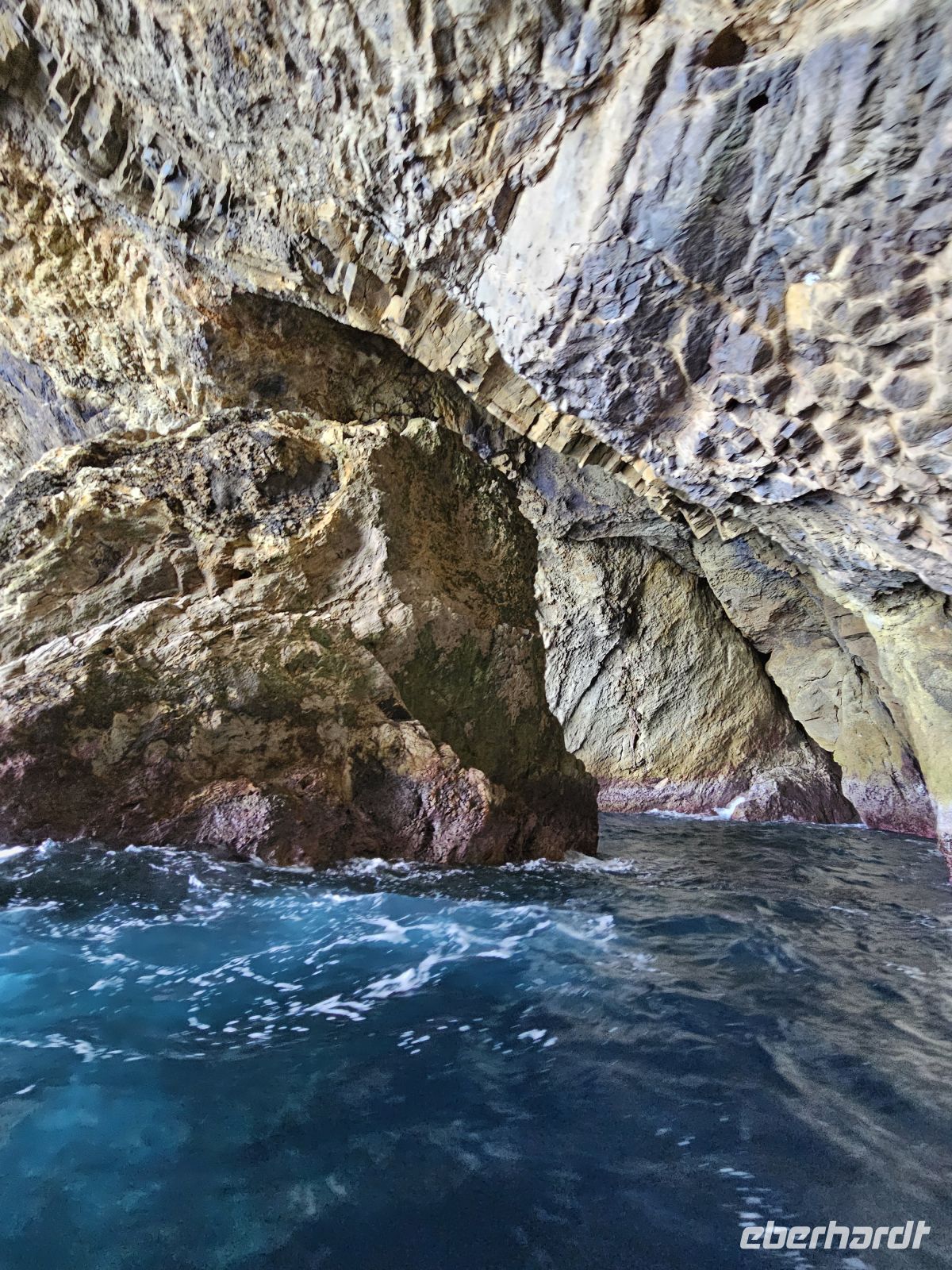 Umrundung von Flores mit dem Zodiac-Schlauchboot &ndash; &copy; Kathrin Becker (Eberhardt TRAVEL)
