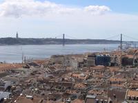 Blick von der Burganlage auf die Brücke  25. April... &ndash; &copy; Lars Hoffmann (Eberhardt TRAVEL)