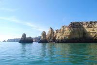 092. Felsformationen bei Lagos &ndash; &copy; Sophie Hof (Eberhardt TRAVEL)