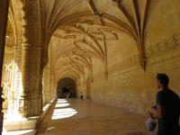 Lissabon – Hieronymuskloster – Kreuzgang &ndash; &copy; Marion Kottlos (Eberhardt TRAVEL)
