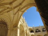 Lissabon – Hieronymuskloster – Kreuzgang &ndash; &copy; Marion Kottlos (Eberhardt TRAVEL)