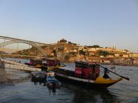 Abendstimmung im Ribeira-Viertel &ndash; &copy; Marion Kottlos (Eberhardt TRAVEL)