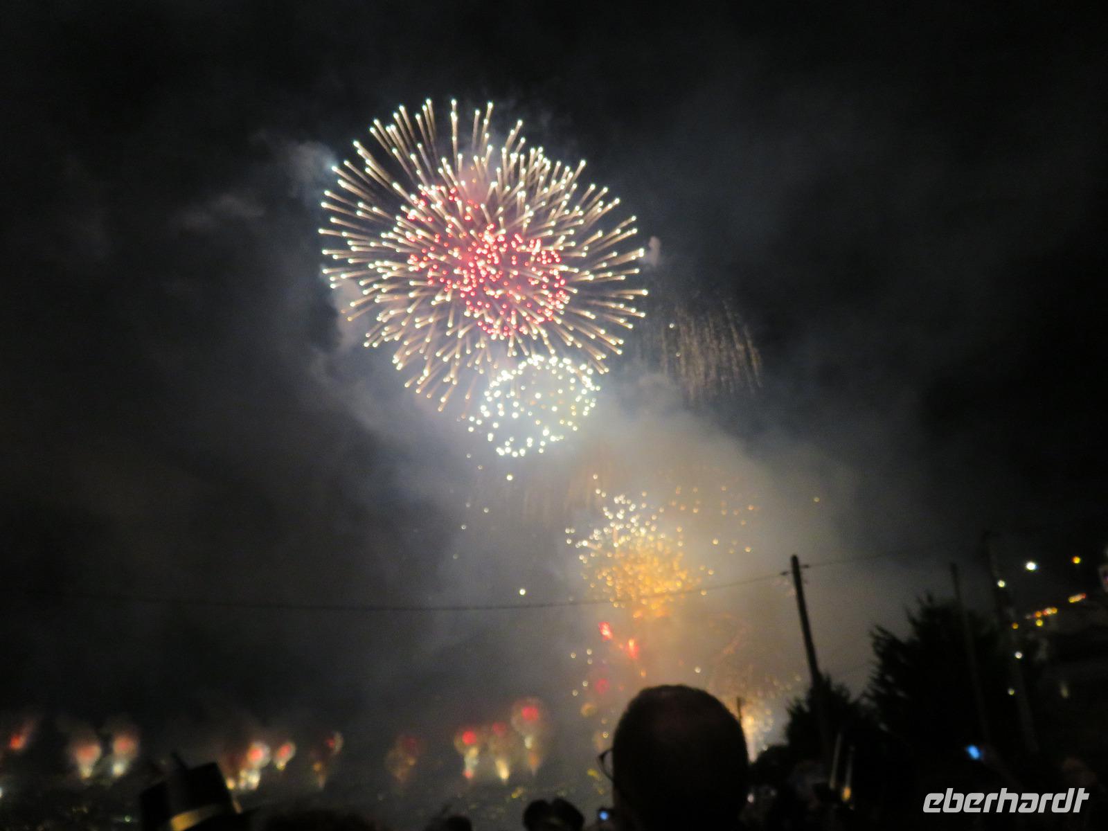 Silvesterfeuerwerk Funchal &ndash; &copy; Marion Kottlos (Eberhardt TRAVEL)