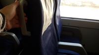 Pinhao- klappbare Lehnen im Zug  20181010 155259 &ndash; &copy; Marlies Thrum (Eberhardt TRAVEL)