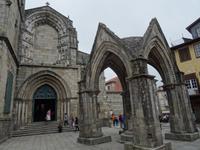 Guimaraes - Platz des Klosters unser lieben Frau Olivera &ndash; &copy; Hans-Joachim Trutz (Eberhardt TRAVEL)