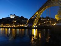 Porto bei Nacht &ndash; &copy; Hans-Joachim Trutz (Eberhardt TRAVEL)