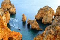Ponta da Piedade  &ndash; &copy; Olivia Wolk (Eberhardt TRAVEL)