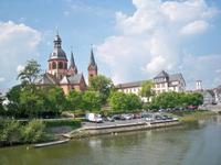 Seligenstadt &ndash; &copy; Irene Schneider (Eberhardt TRAVEL)