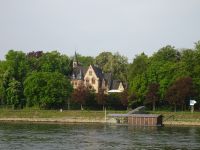 Rheinufer &ndash; &copy; Sabine Letzybyll (Eberhardt TRAVEL)