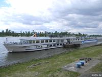 Rigoletto am Anleger Düsseldorf- Neuss &ndash; &copy; Günter Löwe (Eberhardt TRAVEL)