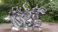 die Salischen Kaiser in Bronze &ndash; &copy; Eva-Maria Strauß-Eberhardt (Eberhardt TRAVEL)