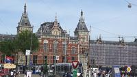 Hauptbahnhof in Amsterdam &ndash; &copy; Eva-Maria Strauß-Eberhardt (Eberhardt TRAVEL)