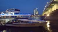 Köln bei Nacht &ndash; &copy; Steffi Zimmermann (Eberhardt TRAVEL)