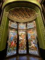 Beeindruckende Glaskunst im Kulturpalast in Targu Mures &ndash; &copy; Simone Willner (Eberhardt TRAVEL)