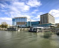 Ufermole in Tulcea &ndash; &copy; Simone Willner (Eberhardt TRAVEL)