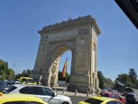 Bukarest - Triumphbogen &ndash; &copy; Annette Profft (Eberhardt TRAVEL)