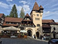 Eingang zu den Schlössern &ndash; &copy; Annette Profft (Eberhardt TRAVEL)