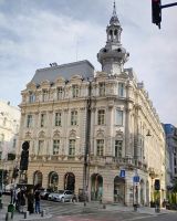 Imposante Bauwerke an der Siegesstraße 