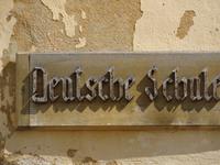 Medias - Magarethenkirche, deutsche Schule &ndash; &copy; Hans-Joachim Trutz (Eberhardt TRAVEL)