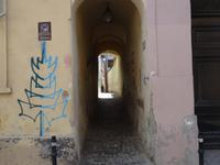 Brasov(Kronstadt) - die engste Gasse &ndash; &copy; Hans-Joachim Trutz (Eberhardt TRAVEL)