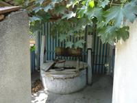 Hausbrunnen in Butuceni &ndash; &copy; Elke Knappe (Eberhardt TRAVEL)