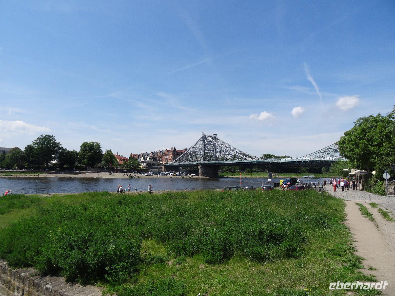 Elbe statt Somes - der Flug nach Frankfurt fiel aus &ndash; &copy; Elke Knappe (Eberhardt TRAVEL)