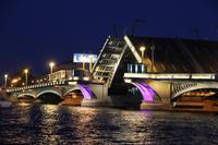 Leutnant-Schmidt-Brücke &ndash; &copy; Uwe Lorenz (Eberhardt TRAVEL)