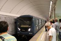 Einfahrende U-Bahn in St. Petersburg &ndash; &copy; Marcus Richter (Eberhardt TRAVEL)
