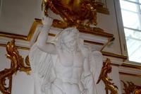 Eremitage: Skulptur an der Galatreppe