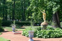 Peterhof : am Montplaisir &ndash; &copy; Petra Hanschke (Eberhardt TRAVEL)