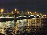 01.30 Uhr an der Newa &ndash; &copy; Martina Pötschke (Eberhardt TRAVEL)