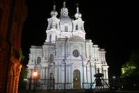 Smolny Kloster bei Nacht &ndash; &copy; Annett Müller (Eberhardt TRAVEL)