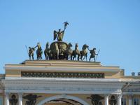 194 Vor dem Winterpalast &ndash; &copy; Stefanie Schneider (Eberhardt TRAVEL)