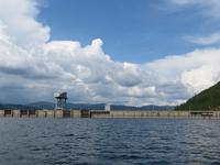 Kraftwerksdamm Krasnojarsk vom Stausee &ndash; &copy; Jürgen Schmeißer (Eberhardt TRAVEL)