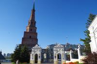 der Gouverneur-Palast und der Sujumbike-Tumr &ndash; &copy; Alfia Döring (Eberhardt TRAVEL)