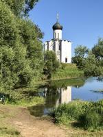 Bogoljubowo: Maria-Schutz-Kirche am Nerl  &ndash; &copy; Magda-Viola Hanke (Eberhardt TRAVEL)