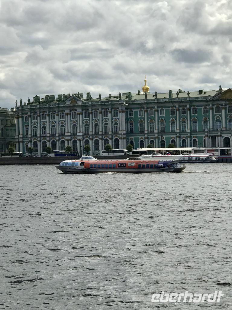St. Petersburg: Blick auf das Winterpalais  &ndash; &copy; Magda-Viola Hanke (Eberhardt TRAVEL)