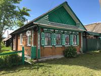 Auf dem Weg in den Ural: Die Holzhäuser in Tavalgi &ndash; &copy; Magda-Viola Hanke (Eberhardt TRAVEL)